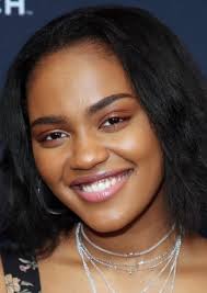 Fan Casting Sadie Sink as Hazel Baxter in The cousins