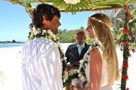 Fiji Honeymoon Best Things To Do And Places To Stay Honeymoons Com Fiji Honeymoon Destination Wedding Daytime Wedding