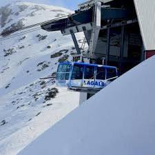 (tutti i comprensori sciistici con bollettini neve aggiornati). L Altro Lato Della Medaglia Impianti Aperti In Svizzera Cosi I Frontalieri Lavorano Economia Italia