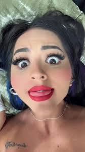 Carla Ba's Instagram, Twitter & Facebook