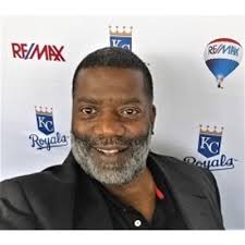 Linwood Mason's Instagram, Twitter & Facebook