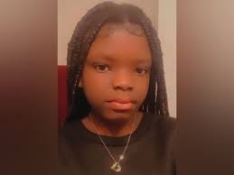 Rose Dieujuste's Instagram, Twitter & Facebook