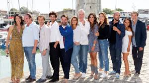 Demain performed by lou jean (as lou) composed by fabien nataf lyrics by joyce jonathan arranged by matthieu mendès published by une musique/boxeur de lune see more ». Aplex