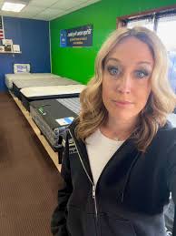 BoxDrop Standish @ 128 S. Main St. Standish , Monday 10-noon & 1-5, Tuesday  10-noon & 1-5 , Wednesday 10-noon & 1-5, Thursday 10-noon & 1-5, Friday  10-noon & 1-5, Saturday 10-2, 989-359-1536