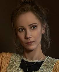 Juno Temple as Dorothy 'Dot' Lyon