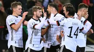 Beide partien sind in die jeweilige offizielle abstellungsperiode der uefa integriert. Vor Trauriger Kulisse Deutschland Qualifiziert Sich Gegen Weissrussland Fur Em