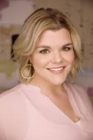 Brittany Hewitt's Instagram, Twitter & Facebook