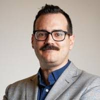 Darin Roberts's Instagram, Twitter & Facebook