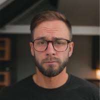 100+ perfiles de «Sterzik»