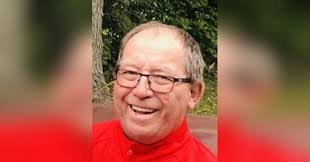 Francis Owen's Instagram, Twitter & Facebook