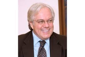 Carlos Layton's Instagram, Twitter & Facebook