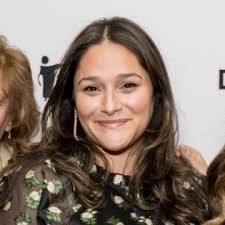 Nicole Box's Instagram, Twitter & Facebook