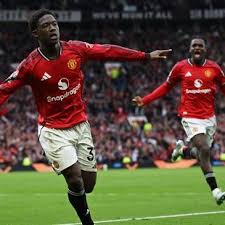 Kobbie Mainoo offre la victoire à Manchester United dans le choc face à Liverpool