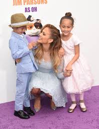 Although jennifer lopez and alex rodriguez began dating in february, they aren't wasting any time! Meet Jennifer Lopez And Alex Rodriguez S 4 Kids Photos