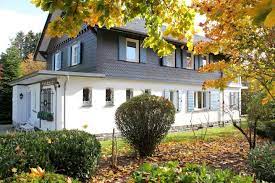Individuelle architektur verbunden mit dem modernen wohnkomfort der. Ferienhaus Margret