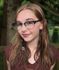 Darla Sweet's Instagram, Twitter & Facebook