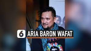 Sesampainya di pantai baron marsono bermain air. O17iebvvd Pmem