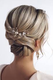So important that we spend months scouting for both artistic and simple wedding hairstyles, after all, your look is everything! Side Swept Updo Hairstyle Elegant Wedding Hairstyles On Trend