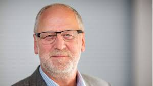 Meisterfeier in Suhl: Mit der Urkunde die Zukunft in der Hand