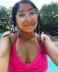 Rosemarielove on X: I love pool time 🥰🥰🥰 t.colpjNaJylgI  X