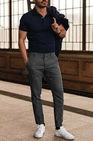 How To Wear Simple Outfits And Look Sharp In 2020 Men Fashion Casual Shirts Mens Fashion Simple Smart Casual Menswear