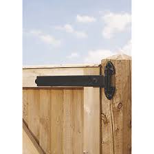 Install the metal hinges to the posts and to the gate, while a friend hold everything into place. Smith Locke Heavy Reversible Gate Hinges 30 X 490 X 50mm 2 Pack Gate Hinges Screwfix Com