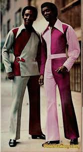 L'amore libero e lo tile hippie degli anni '60 i tavano biadendo e fondendoi con la moda delle fete in dicoteca degli ann. One Piece For Men Not New Moda Uomo Storia Della Moda Festa Anni 70