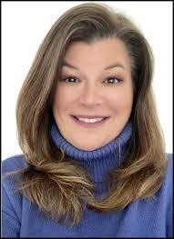 Tomoko Ozawa's Instagram, Twitter & Facebook