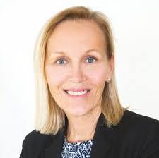 Mackenzie Bragg's Instagram, Twitter & Facebook