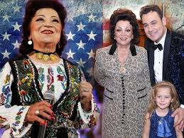 Dana țabrea un spectacol comemorativ. Veste Din America De La Maria Ciobanu Artista De 82 De Ani E Bine Stirile Kanal D