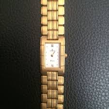 Dugena Altin Renkli Bayan Kol Saati Vintage Vintagesaat Vintagewatch Saat Saatler Saatmodelleri Vintagewatches Vintages Gold Watch Gold Square Watch