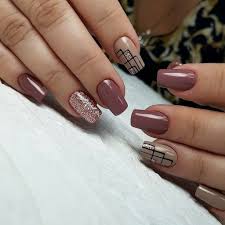 The outfit that you will choose to wear may play the most important role, but you should not neglect the other tiny details that will complete and make it. Beige And Plum Nail Design Geometric Nail Art Designs