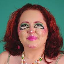 Madelyn Ellis's Instagram, Twitter & Facebook