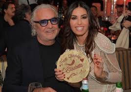 Abbiamo ripreso la stessa casa. Elisabetta Gregoraci Cannot Be Engaged For 3 Years There Is A Contract With Briatore The Bomb