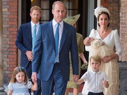 Juni 1982 als ältester sohn von prinz charles und prinzessin diana geboren. Herzogin Kate Prinz William So Suss Sind Ihre Drei Kinder Liebenswert Magazin