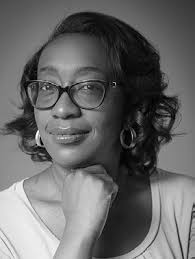 WHAT IS COMPREHENSIVE PRIMARY CARE AND HOW SHOULD IT BE PAID?