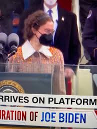 Une séquence en particulier a beaucoup amusé les internautes. Hbkmnua6ziektm