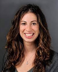 Ariel Weis's Instagram, Twitter & Facebook