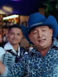 Familia estoy grabando mucha música para ustedes 🤠❤️ Este 18 de septiembre  gran lanzamiento junto a mi amigo y colega El Chakal Del Sur Regalo Caro  🤜🤛