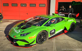 The lamborghini super trofeo racing series will have a new look with a a new car in 2022, as the company today unveiled the look of its new racing huracán super trofeo evo2. Lamborghini Huracan Super Trofeo Evo Looks Fast Goes Faster 9tro