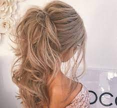 Dry brush and mixing bowl; 30 Best Half Up Half Down Prom Hairstyles For 2021