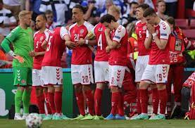 Christian eriksen collapsed on pitch vs finland… serious injury. Cfptvgcxoalfmm