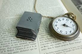 Pochoir Complet Alphabet Petit Modele In 2020 Bracelet Watch Pocket Watch Accessories