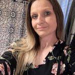 Lindsey Prentice's Instagram, Twitter & Facebook