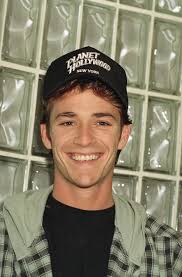 Luke Perry, 'Beverly Hills 90210' actor, dies at 52