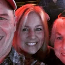 Ellen Baxter, College Counselor (@ellenbaxter2016)