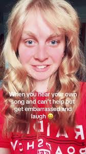 Ellen Rinaldi's Instagram, Twitter & Facebook