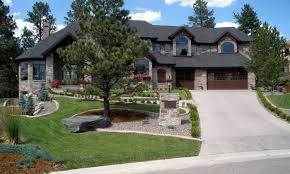 Explore our transformative front yard ideas, from low maintenance bedhead gardens to tiered veggie patches! Colorado Tree Nursery Front Range Landscape Nursery