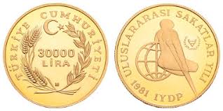 It is subdivided into 100 bani (singular: 154 Felzmann Auktion Munzenwoche