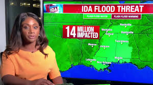 Louisiana's department of natural resources maintains that at current land loss rates, nearly 640,000 more acres, an area nearly the size of rhode island, will be under water by 2050. Bq Opdlfimsfnm